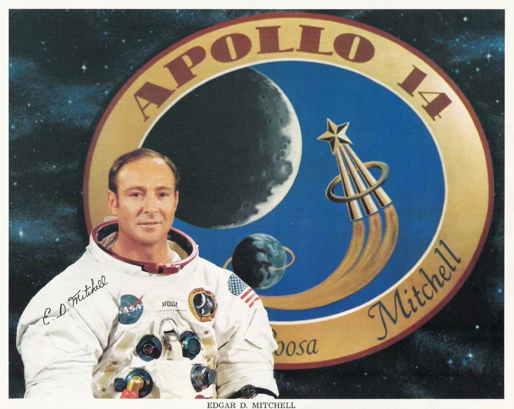 01 Edgar Mitchell - Apollo 14 - Aliens ETs Anti Gravity Secret Government