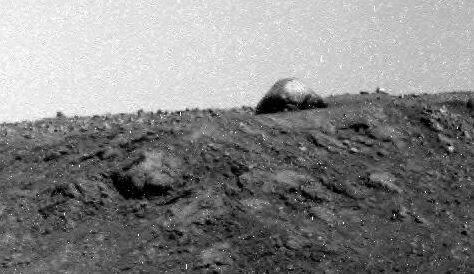 Cúpula recém encontrada em foto do jipe-sonda Opportunity.