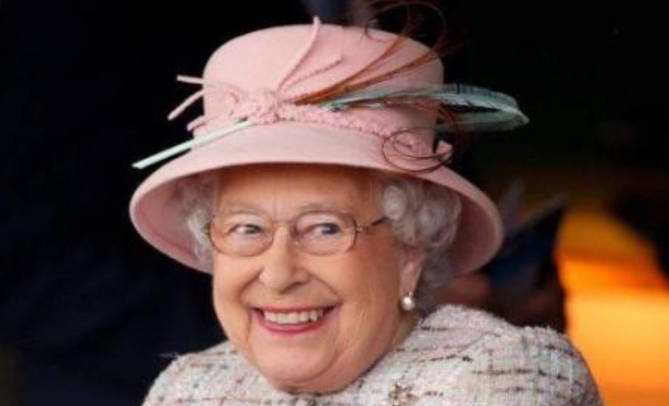 Rainha Elizabeth II tem discurso pronto para a Terceira Guerra Mundial 