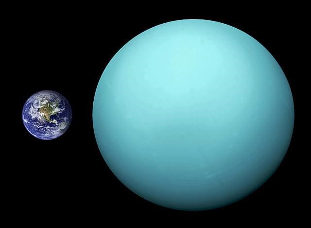 Urano foi atingido por um enorme planeta