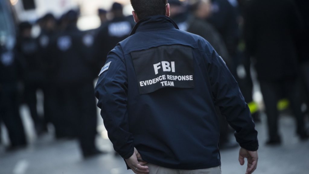 Grupo alega ter 'hackeado' arquivos do FBI