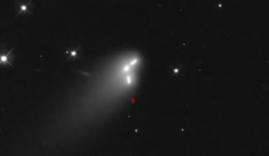 Foto do Cometa ISON, mostrando se TRATAR UM Objeto los forma de 'V', UO mera sobreposição de Quadros?